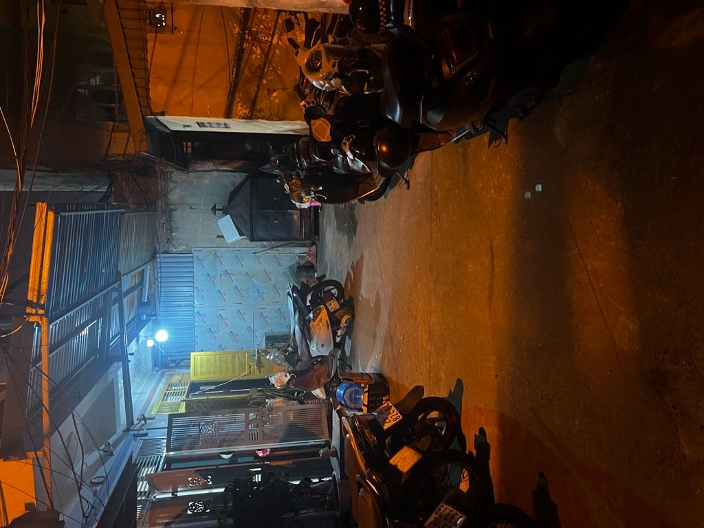 Bán nhà Tân Mai - diện tích 38,2m2 2 tầng - Nhà đẹp full nội thất - giá 5,3 tỷ