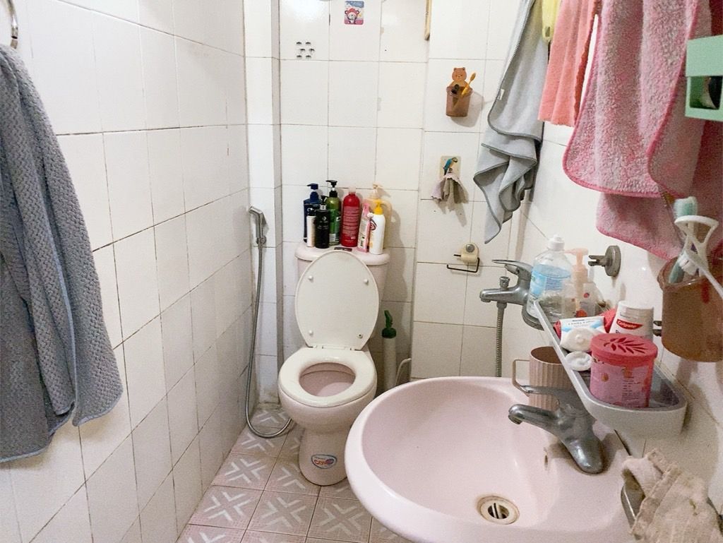 Bán nhà Nguyễn Xiển - diện tích 27m2 3 tầng - Ô TÔ TRÁNH - giá 4,4 tỷ