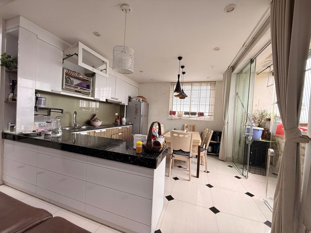 Bán nhà Nguyễn Đức Cảnh - diện tích 130m2 1 tầng - Lô góc - giá 9,1 tỷ