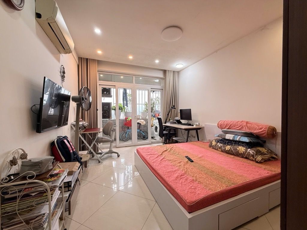 Bán nhà Nguyễn Đức Cảnh - diện tích 130m2 1 tầng - Lô góc - giá 9,1 tỷ