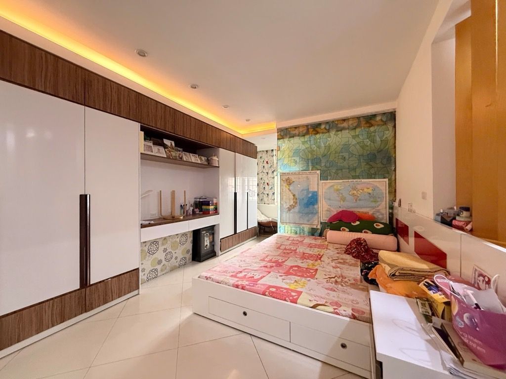 Bán nhà Nguyễn Đức Cảnh - diện tích 130m2 1 tầng - Lô góc - giá 9,1 tỷ