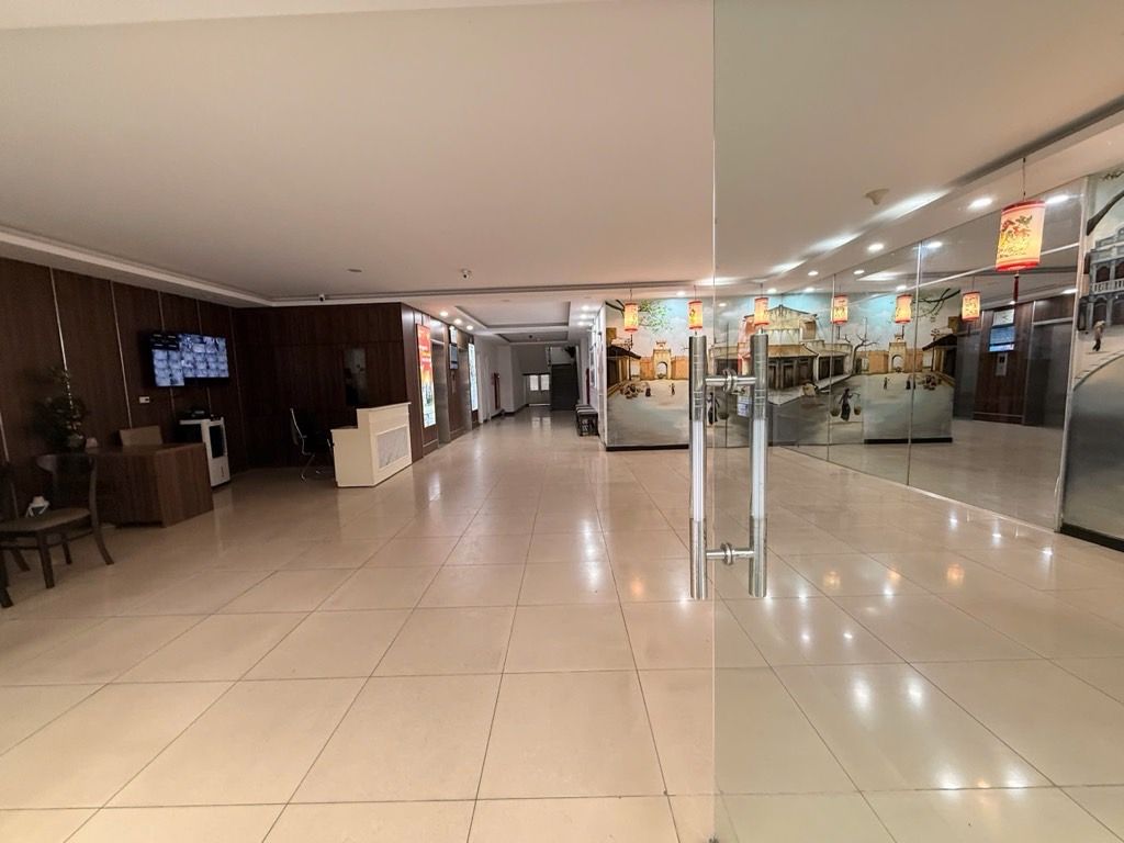 Bán nhà Nguyễn Đức Cảnh - diện tích 130m2 1 tầng - Lô góc - giá 9,1 tỷ