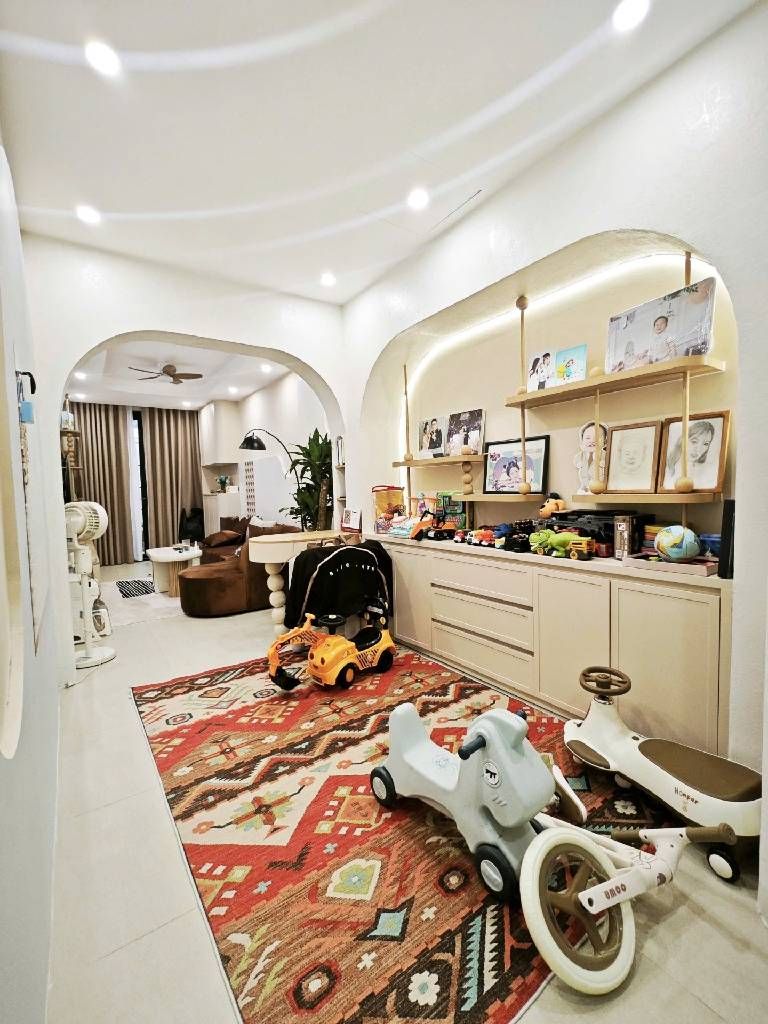 Bán nhà Minh Khai - diện tích 29,5m2 4 tầng - Nhà đẹp long lanh, giá 7,9 tỷ