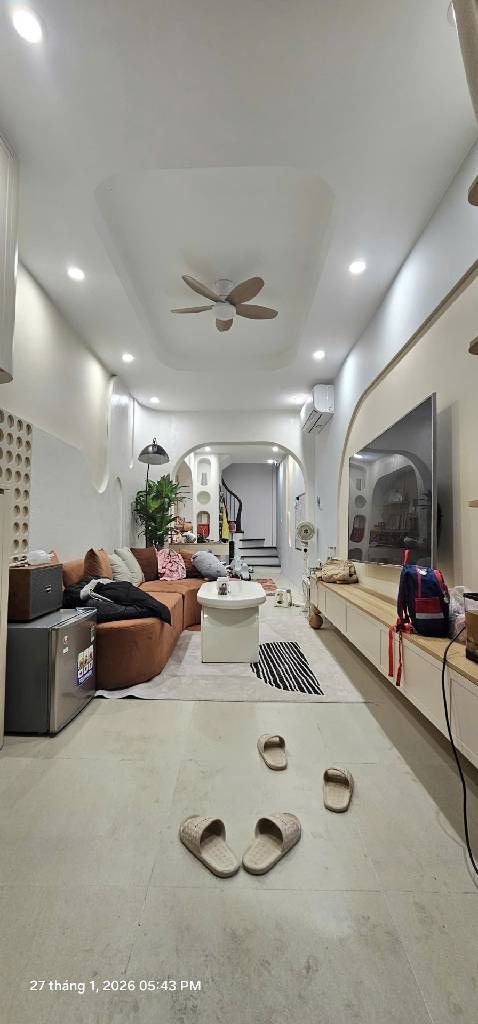 Bán nhà Minh Khai - diện tích 29,5m2 4 tầng - Nhà đẹp long lanh, giá 7,9 tỷ