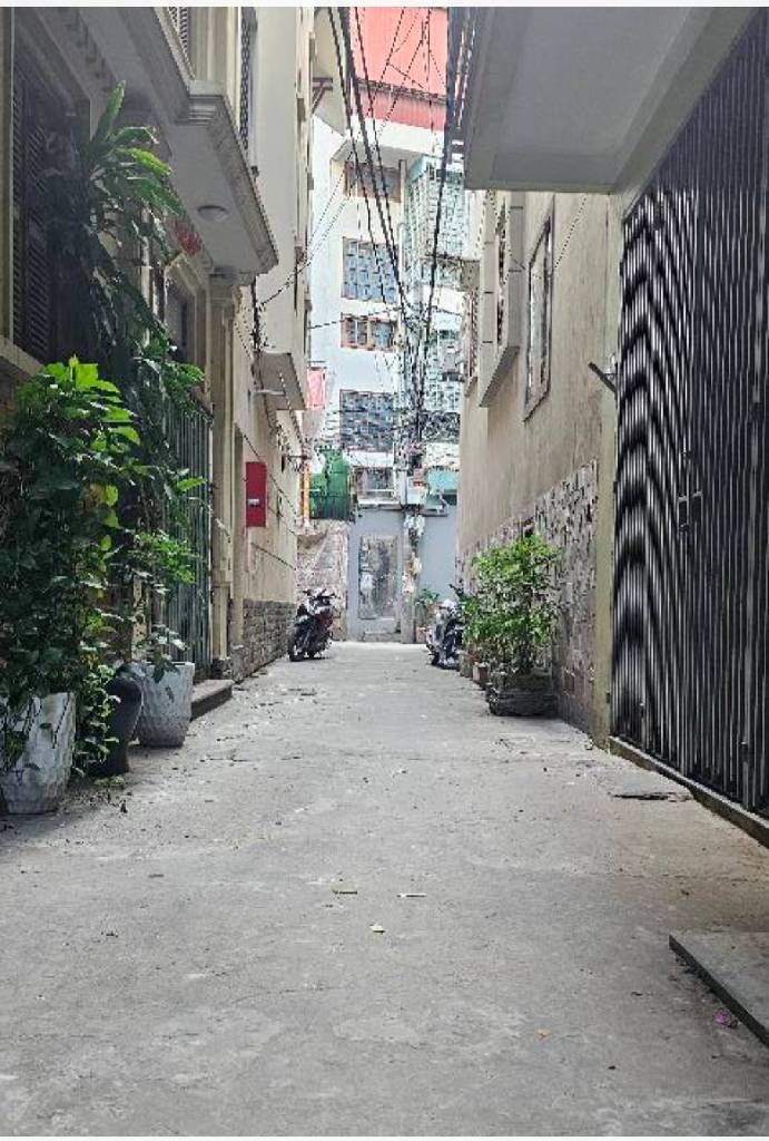 Bán nhà Võ Thị Sáu - diện tích 114m2 4 tầng - Ngõ ô tô tránh nhau - giá 17 tỷ