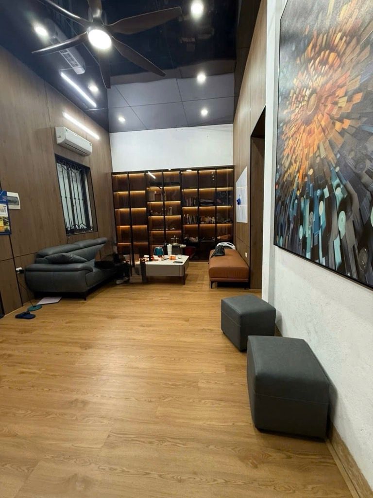 Bán nhà Phương Liệt - diện tích 120m2 2 tầng - Ô TÔ ĐỖ - giá 6,08 tỷ