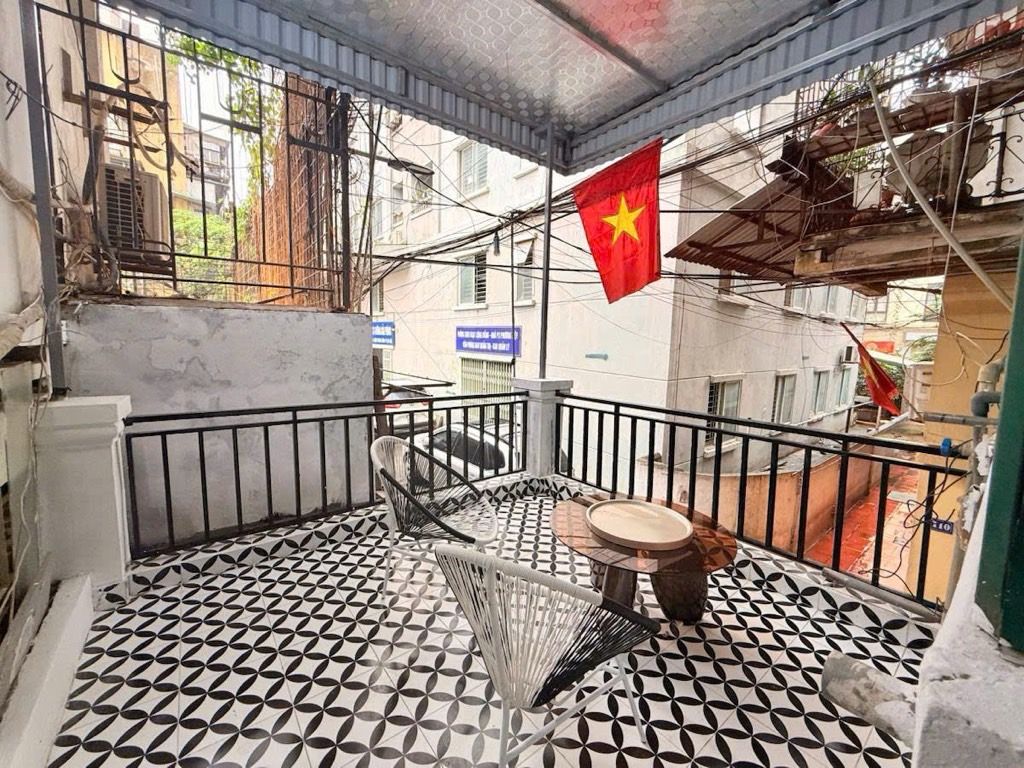 Bán nhà Phương Liệt - diện tích 120m2 2 tầng - Ô TÔ ĐỖ - giá 6,08 tỷ