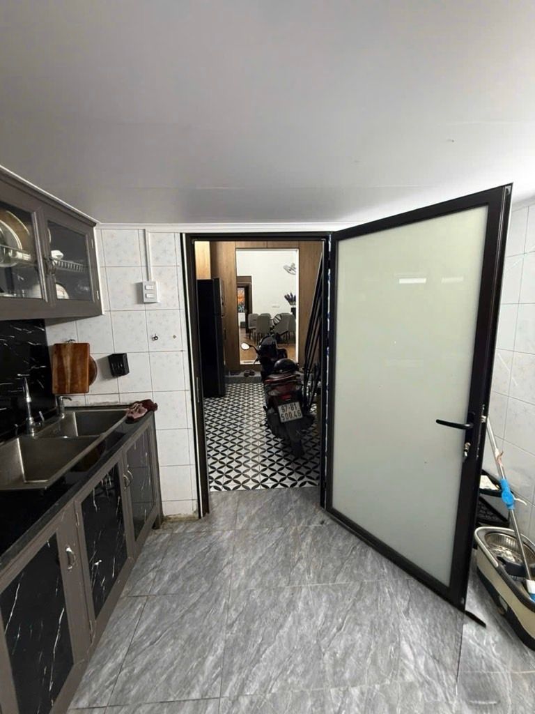 Bán nhà Phương Liệt - diện tích 120m2 2 tầng - Ô TÔ ĐỖ - giá 6,08 tỷ