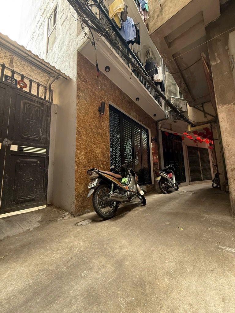 Bán nhà Bạch Mai - diện tích 41m2 6 tầng - Nhà mới xây, phố Trần Đại Nghĩa thông ra Bạch Mai - giá 13,4 tỷ