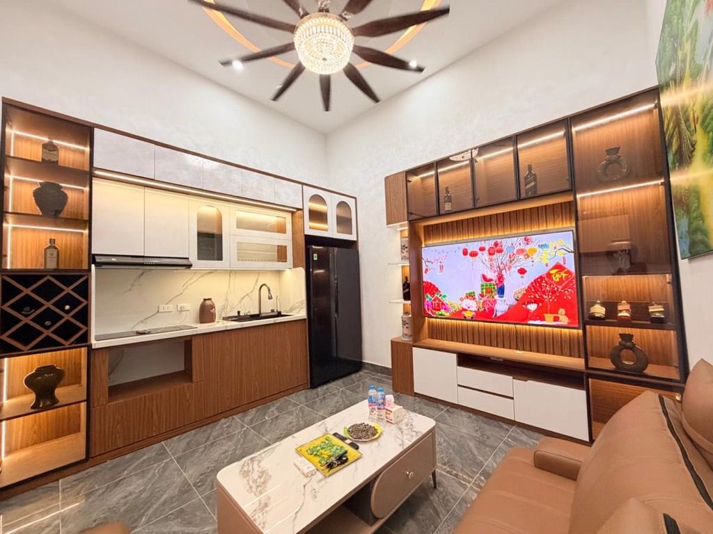 Bán nhà Minh Khai - diện tích 30m2 5 tầng - Ngõ thoáng, gần phố - giá 8,2 tỷ