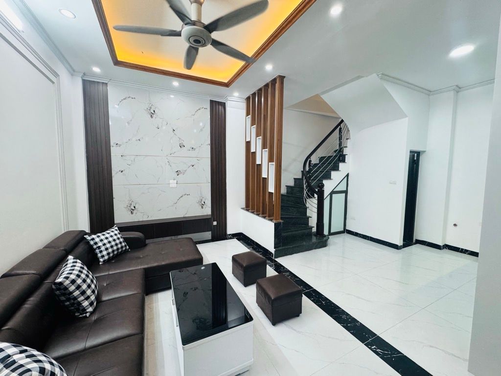 Bán nhà Lương Khánh Thiện - diện tích 49m2 5 tầng - giá 0 tỷ