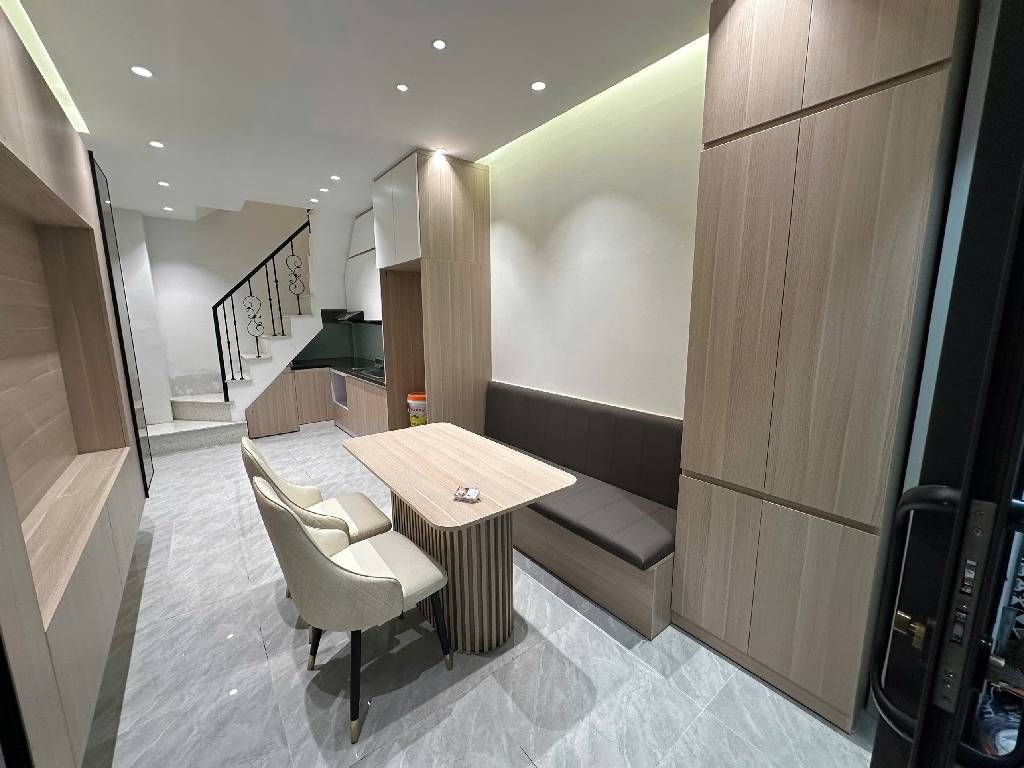 Bán nhà Bạch Đằng - diện tích 20m2 5 tầng - Nhà đẹp long lanh - giá 5,85 tỷ