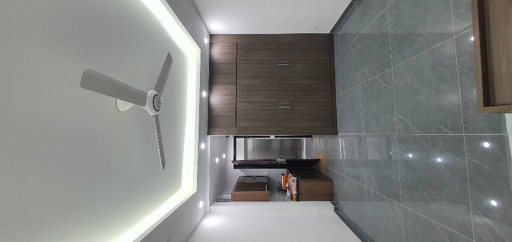 Bán nhà Nguyễn Trãi - diện tích 40,5m2 6 tầng - Thang máy - giá 14,5 tỷ