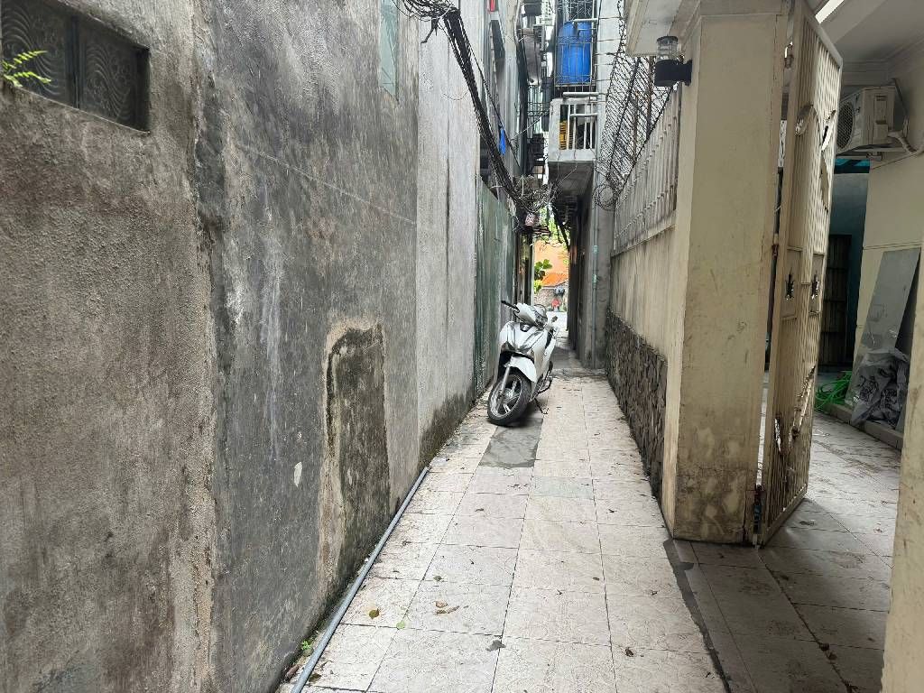 Bán nhà Ngõ Chợ Khâm Thiên - diện tích 16m2 2 tầng - 2 mặt thoáng - giá 4,2 tỷ