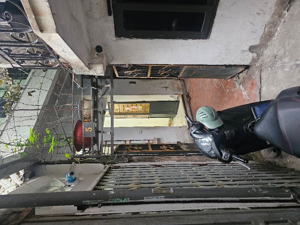 Bán nhà Kim Ngưu - diện tích 41,4m2 2 tầng - Thang máy - giá 8,2 tỷ