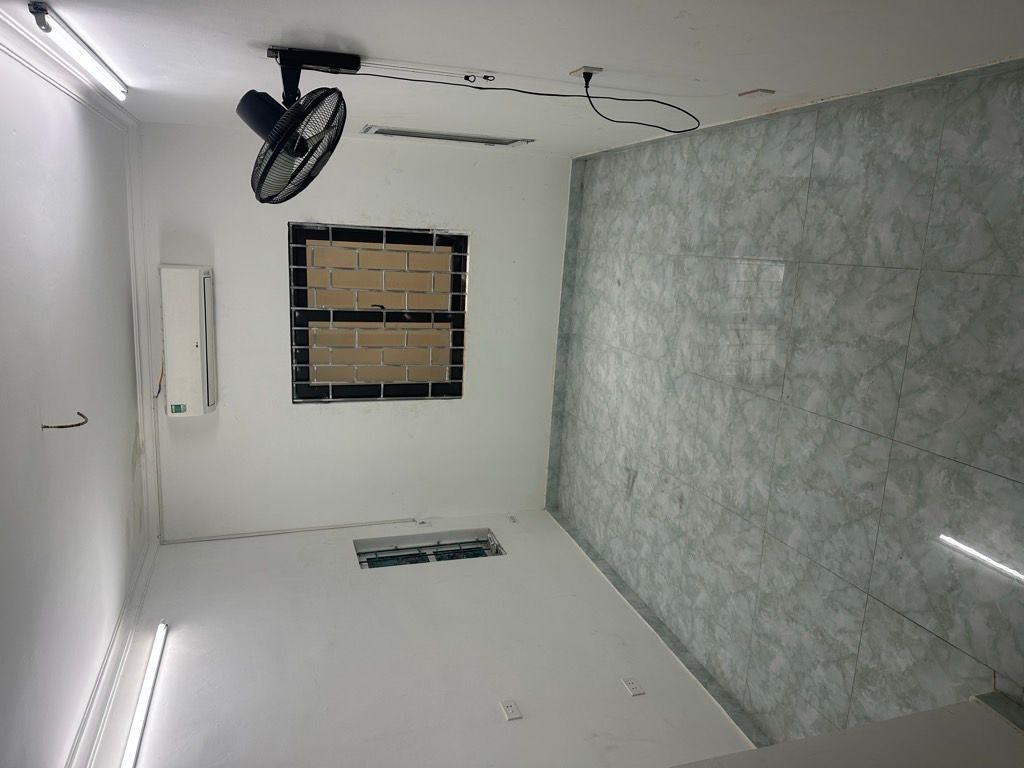 Bán nhà Thái Hà - diện tích 15m2 3 tầng - Ô tô đỗ cổng - giá 1,88 tỷ