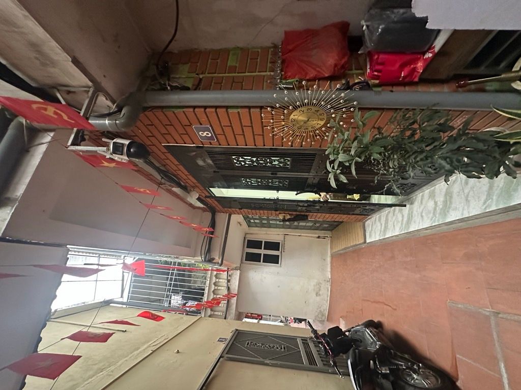 Bán nhà Thái Hà - diện tích 15m2 3 tầng - Ô tô đỗ cổng - giá 1,88 tỷ