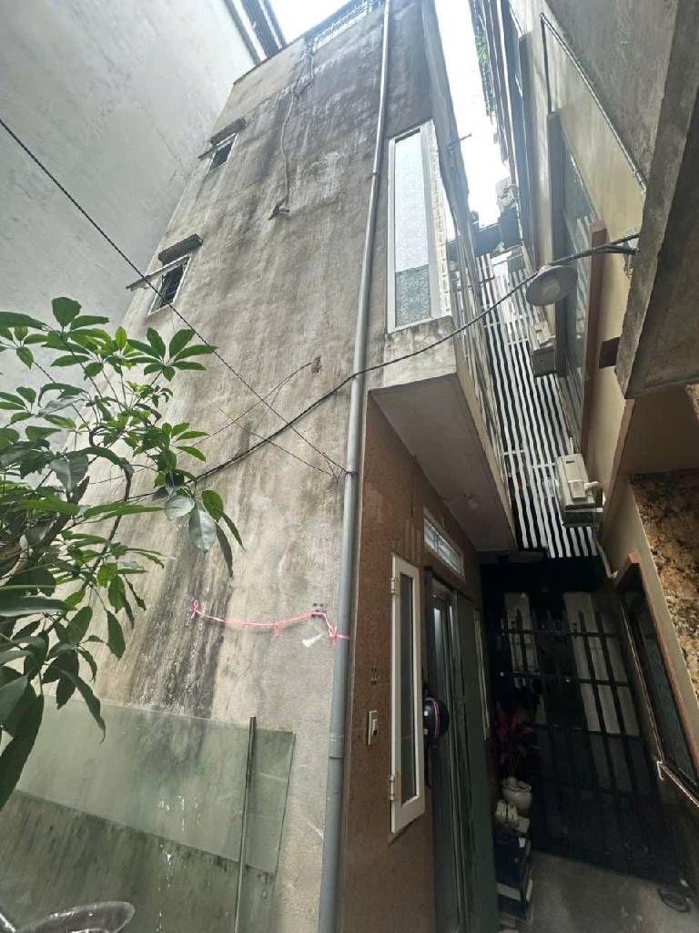 Bán nhà Tô Hoàng - diện tích 15.6m2 4 tầng - gần ô tô - giá 4,8 tỷ