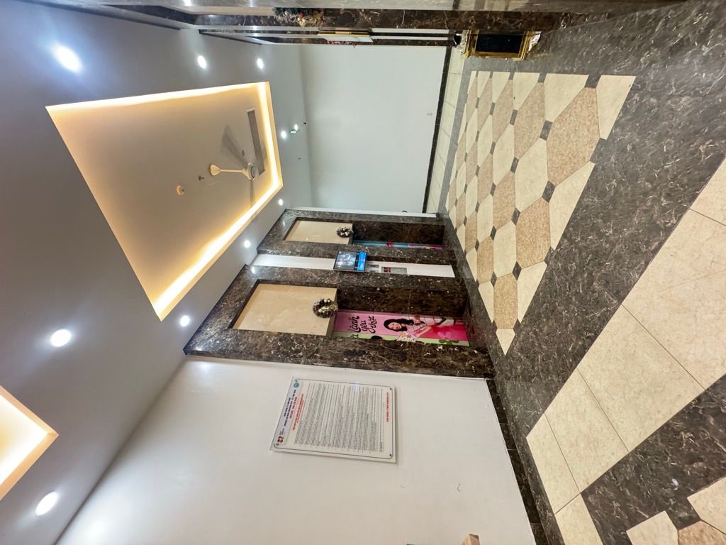 Bán nhà Lĩnh Nam - diện tích 76m2 13 tầng - Sổ đỏ chính chủ - giá 7,1 tỷ