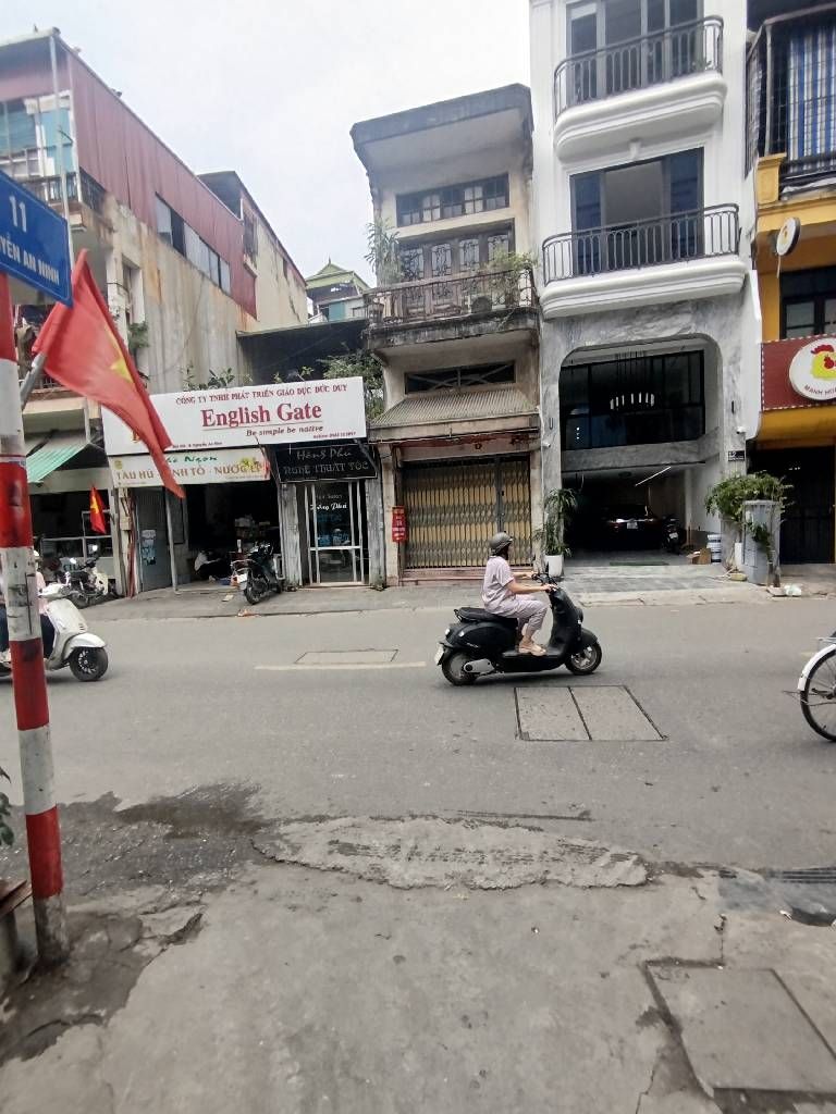 Bán nhà Nguyễn An Ninh - diện tích 44m2 6 tầng - nhà riêng sổ đỏ - giá 15,95 tỷ