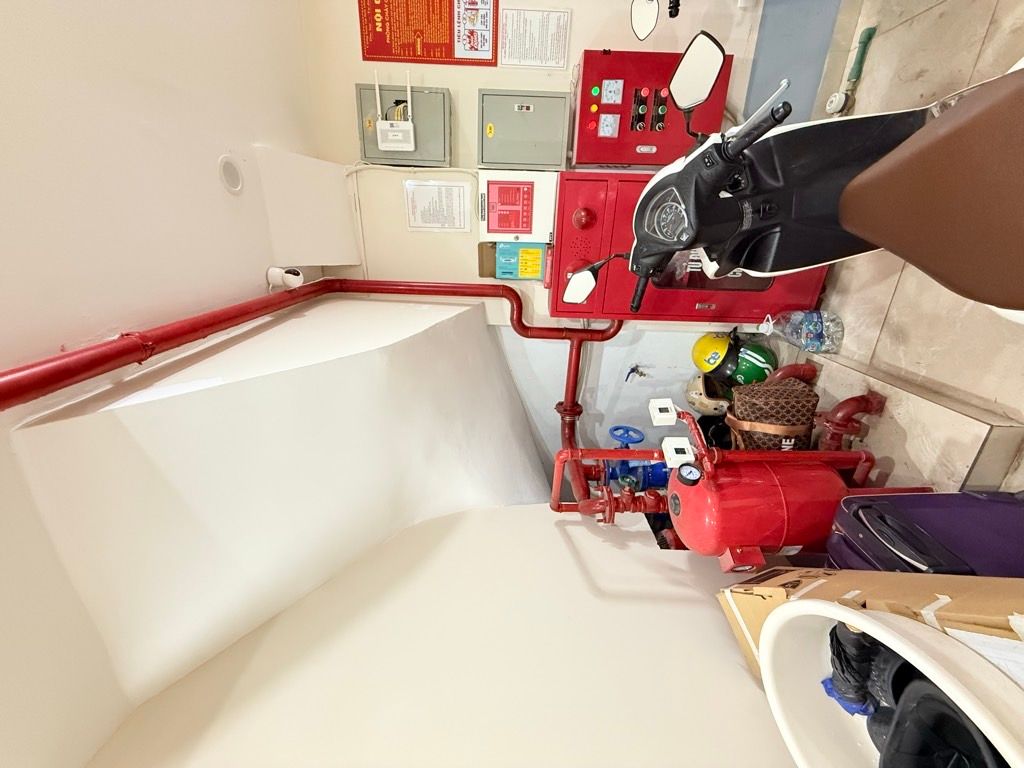 Bán nhà Hoàng Mai - diện tích 67m2 7 tầng - Cực hiếm - giá 21,4 tỷ