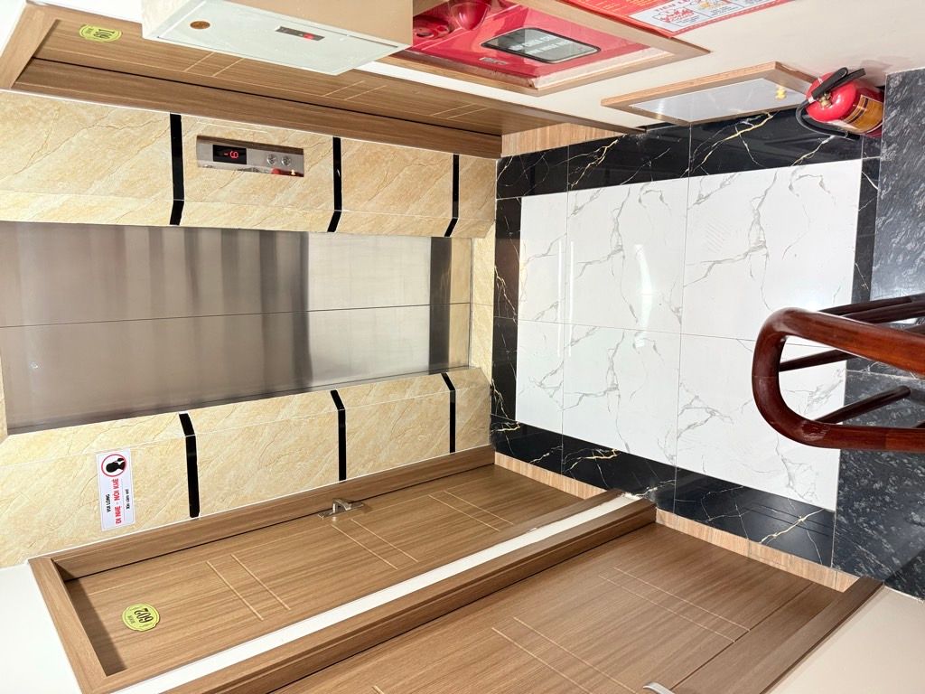 Bán nhà Hoàng Mai - diện tích 67m2 7 tầng - Cực hiếm - giá 21,4 tỷ