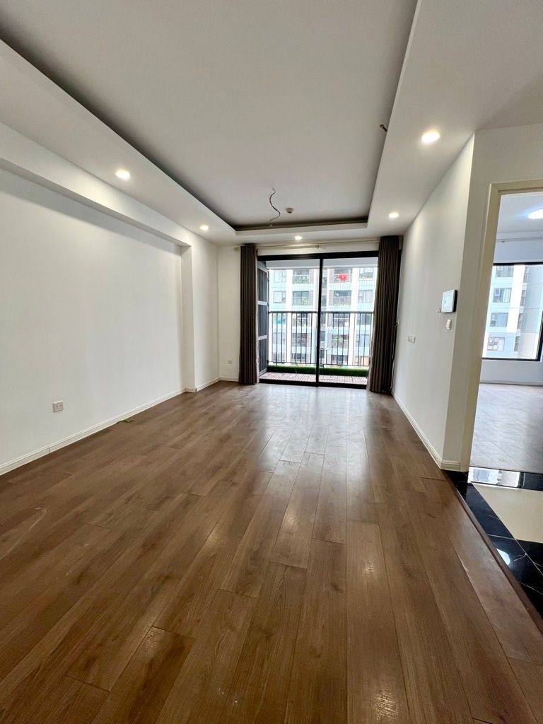 Bán nhà Minh Khai - diện tích 77m2 18 tầng - Toà B - giá 8,9 tỷ