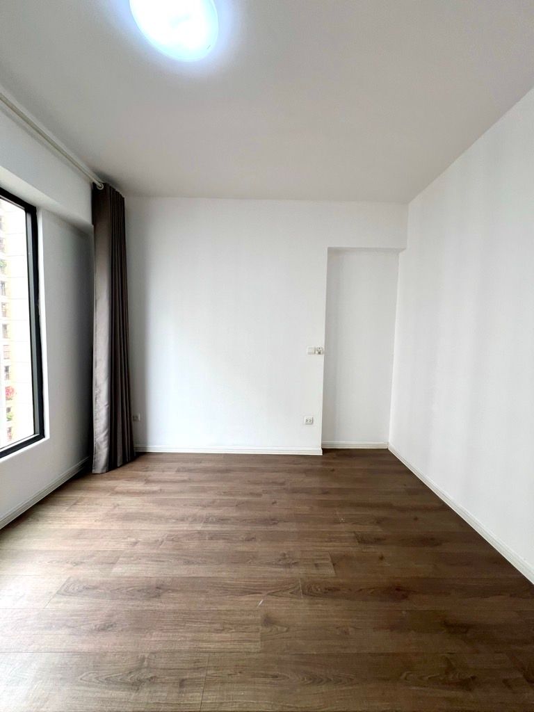 Bán nhà Minh Khai - diện tích 77m2 18 tầng - Toà B - giá 8,9 tỷ