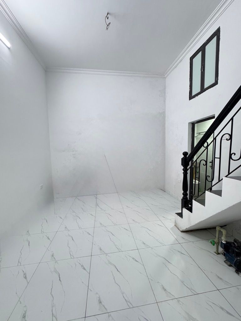 Bán nhà Chợ Khâm Thiên - diện tích 20m2 5 tầng - Nhà đẹp hiếm có - giá 2,75 tỷ