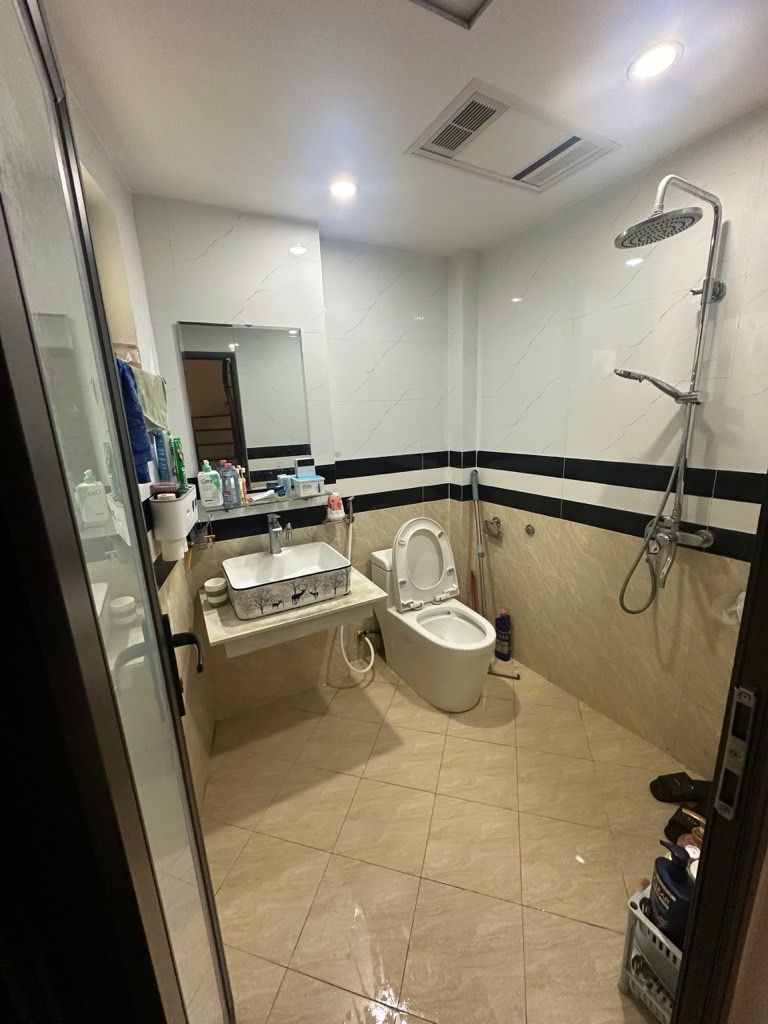 Bán nhà Lê Gia Định - diện tích 27m2 5 tầng - Cực hiếm - giá 10,98 tỷ