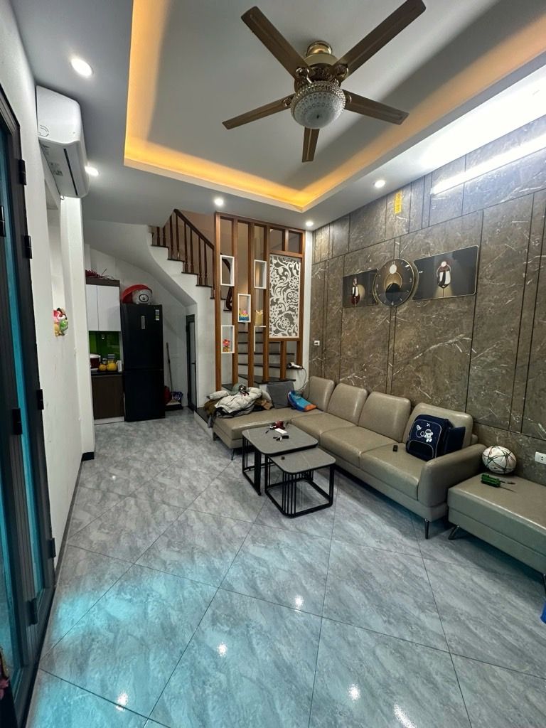 Bán nhà Lê Gia Định - diện tích 27m2 5 tầng - Cực hiếm - giá 10,98 tỷ