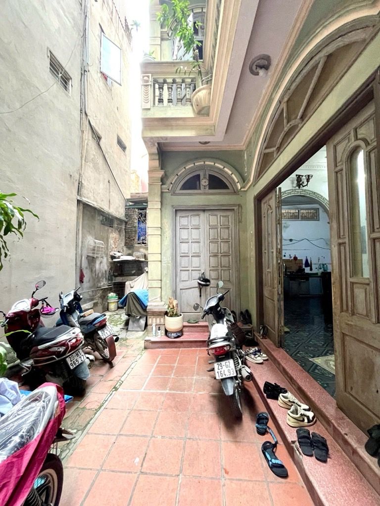 Bán nhà Xã Đàn - diện tích 85m2 4 tầng - HÀNG HIẾM TRUNG TÂM ĐỐNG ĐA - 1 BƯỚC RA NGÃ 6 Ô CHỢ DỪA - giá 15,3 tỷ