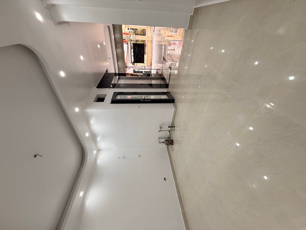 Bán nhà Nguyễn Chính - diện tích 55m2 5 tầng - ngõ ô tô - giá 19 tỷ