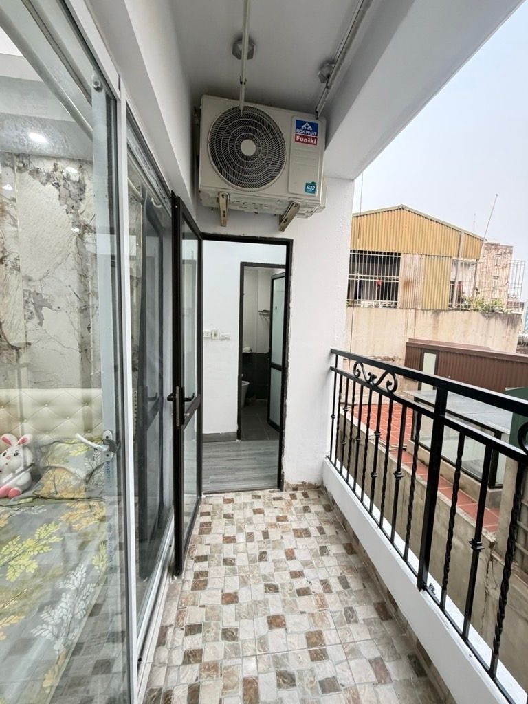 Bán nhà Ngõ 103 Xã Đàn - diện tích 52m2 1 tầng - thang máy - giá 2,8 tỷ