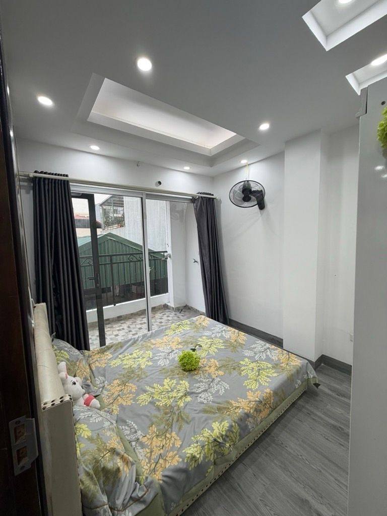 Bán nhà Ngõ 103 Xã Đàn - diện tích 52m2 1 tầng - thang máy - giá 2,8 tỷ