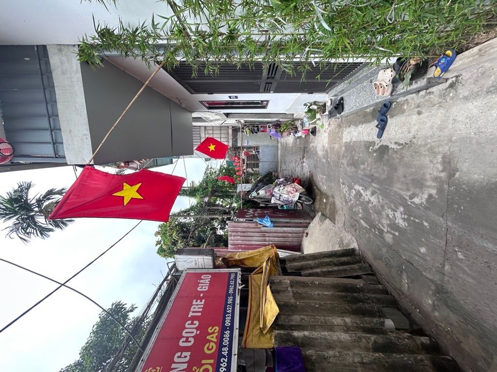 Bán nhà Đông Thiên - diện tích 46m2 2 tầng - View hồ thơ mộng - giá 2,9 tỷ