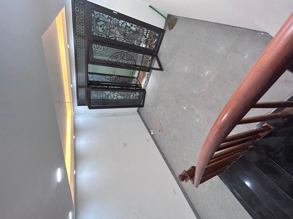 Bán nhà Đông Thiên - diện tích 46m2 2 tầng - View hồ thơ mộng - giá 2,9 tỷ