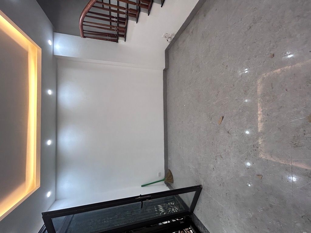 Bán nhà Đông Thiên - diện tích 46m2 2 tầng - View hồ thơ mộng - giá 2,9 tỷ