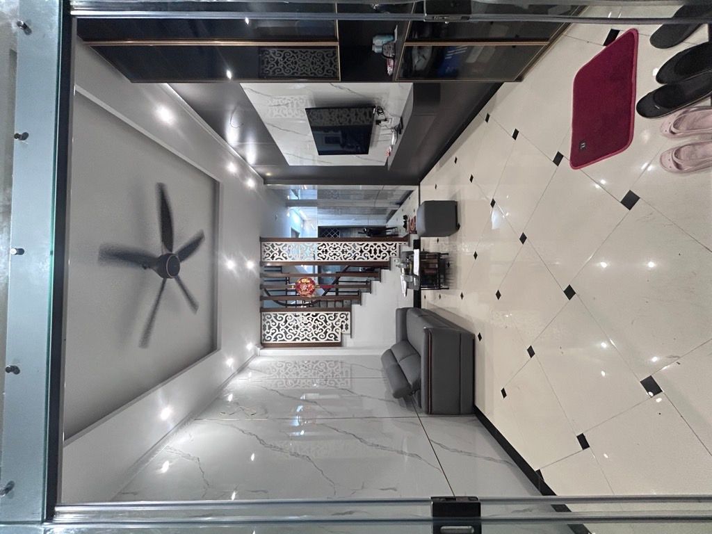 Bán nhà Giáp Nhị - diện tích 40m2 5 tầng - ô tô đỗ cửa - giá 13 tỷ