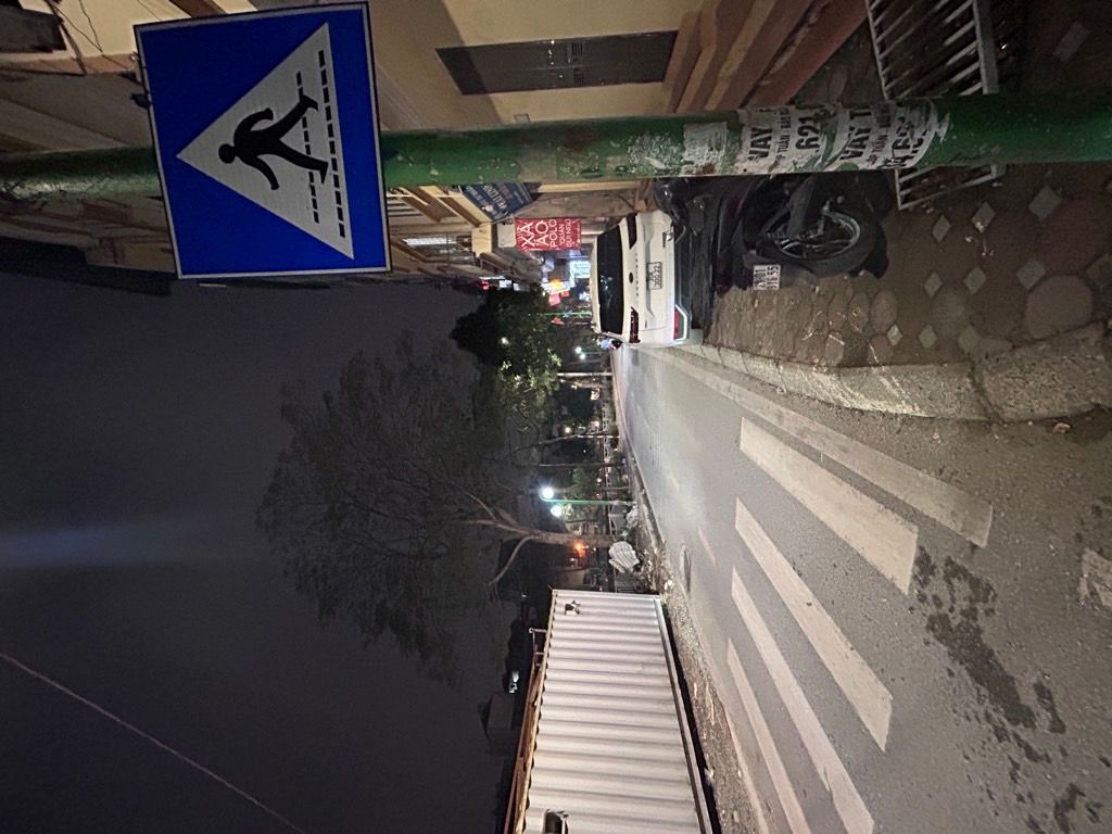 Bán nhà Giáp Nhị - diện tích 40m2 5 tầng - ô tô đỗ cửa - giá 13 tỷ