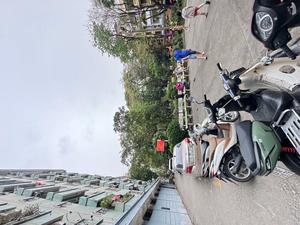 Bán nhà Bắc Linh Đàm - diện tích 68m2 1 tầng - Chung cư sổ vĩnh viễn ở ngay - giá 5,65 tỷ