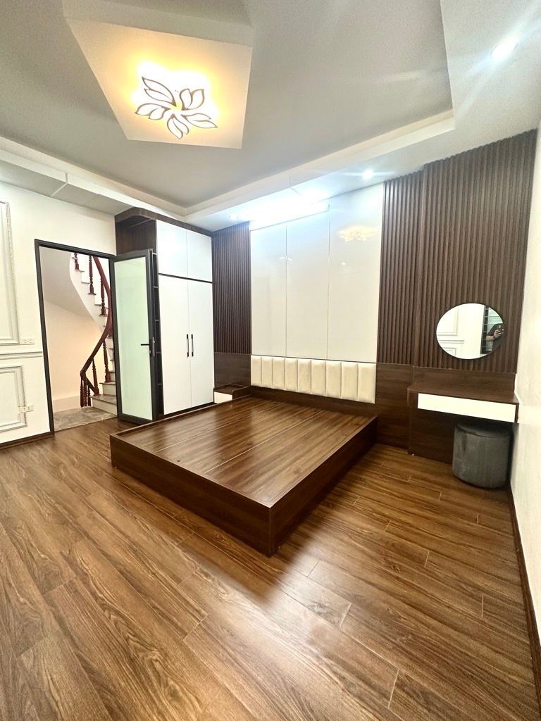 Bán nhà Đông thiên - diện tích 30m2 5 tầng - FULL NỘI THẤT - giá 6,8 tỷ