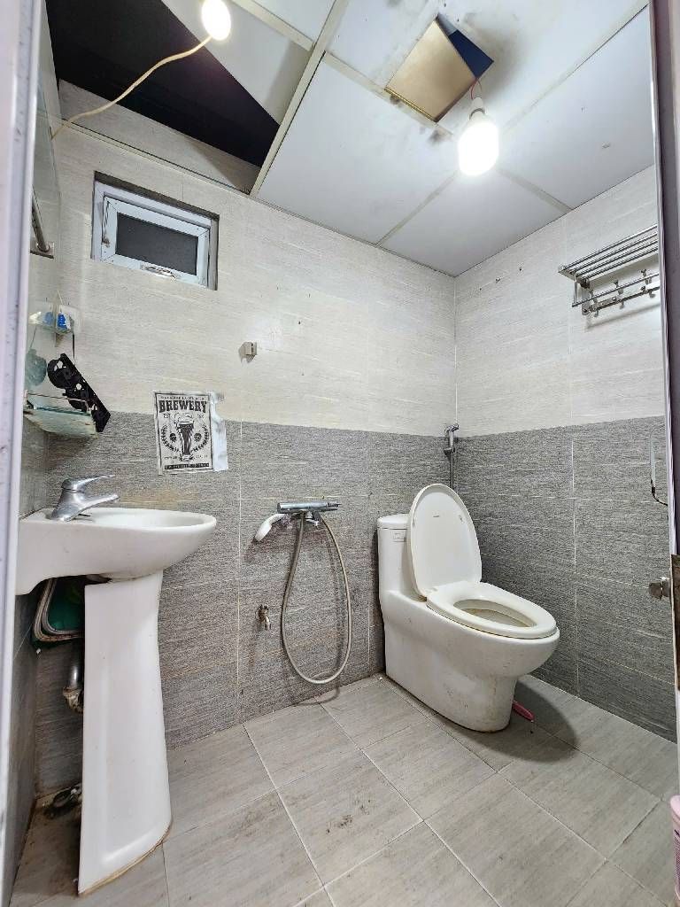 Bán nhà Tân Mai - diện tích 38.3m2 2 tầng - Căn hộ tập thể siêu rộng - giá 4,18 tỷ