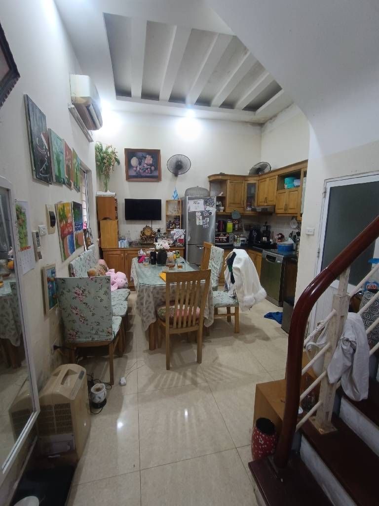 Bán nhà Nguyễn Lương Bằng - diện tích 32,6m2 4 tầng - Lô góc hai thoáng - giá 10,5 tỷ