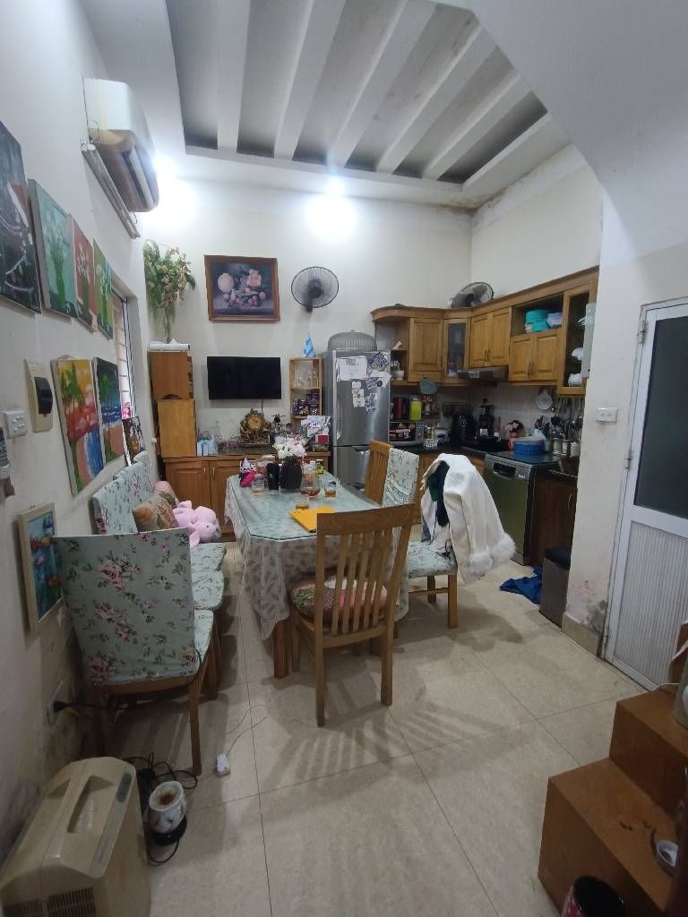 Bán nhà Nguyễn Lương Bằng - diện tích 32,6m2 4 tầng - Lô góc hai thoáng - giá 10,5 tỷ