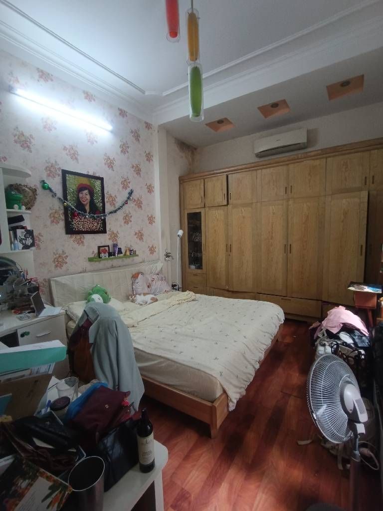 Bán nhà Nguyễn Lương Bằng - diện tích 32,6m2 4 tầng - Lô góc hai thoáng - giá 10,5 tỷ