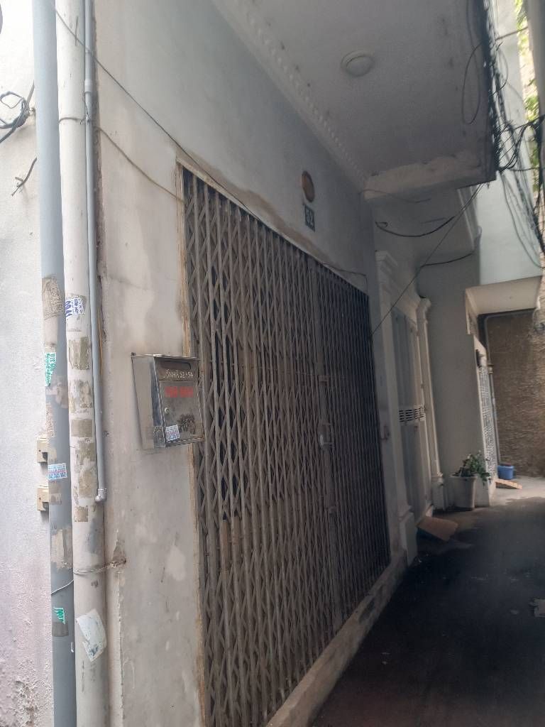 Bán nhà Nguyễn Lương Bằng - diện tích 32,6m2 4 tầng - Lô góc hai thoáng - giá 10,5 tỷ