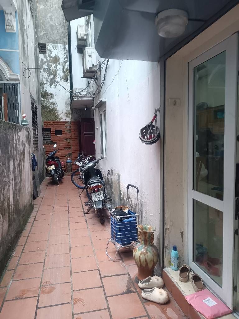 Bán nhà Nguyễn Lương Bằng - diện tích 32,6m2 4 tầng - Lô góc hai thoáng - giá 10,5 tỷ