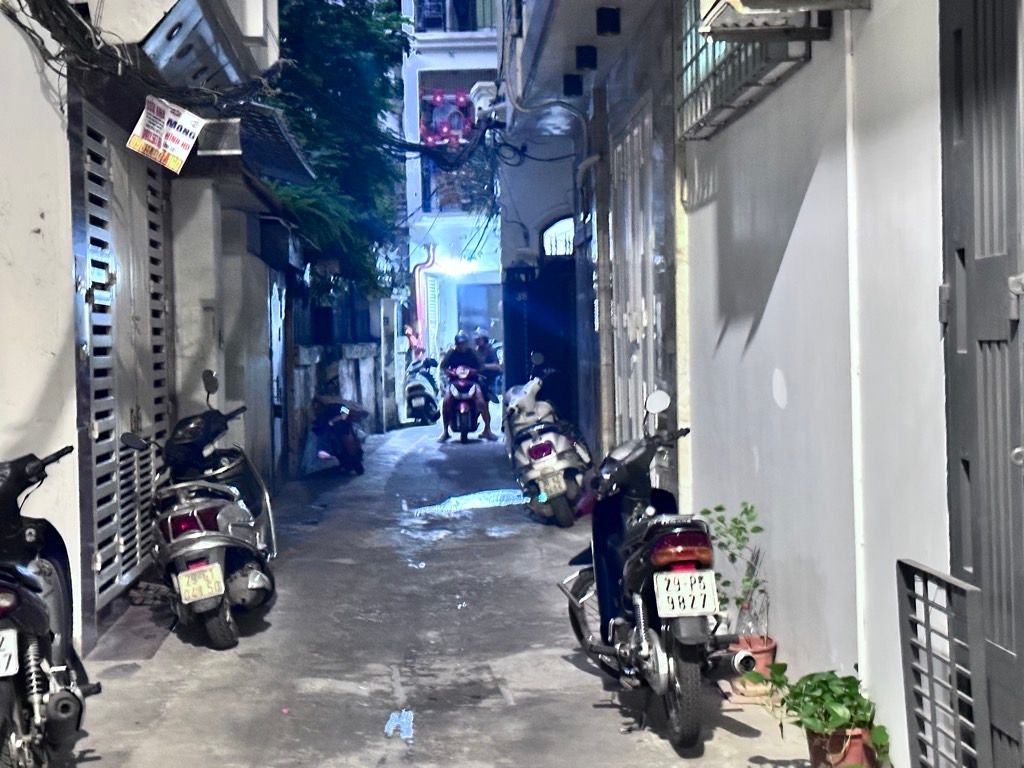 Bán nhà Phạm Ngọc Thạch - diện tích 50m2 1 tầng - Căn hộ đẹp, full nội thất - giá 2,65 tỷ