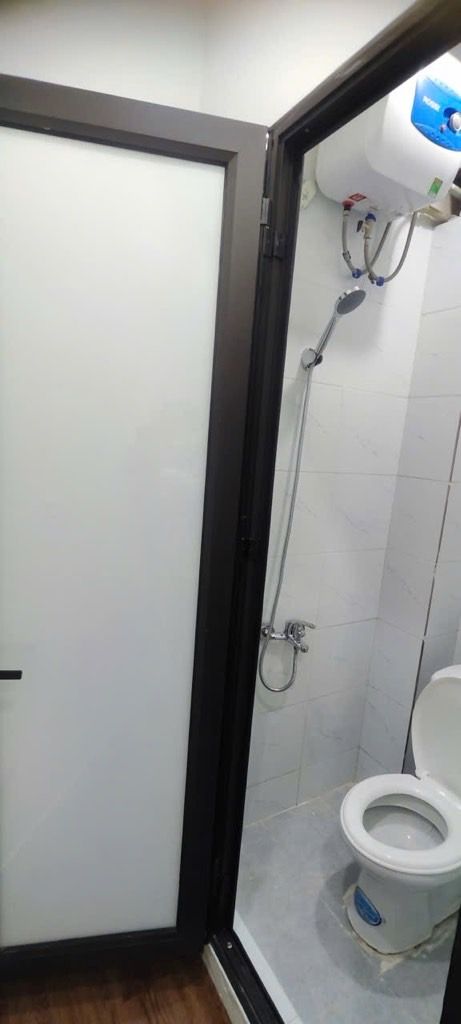 Bán nhà Yên Lãng - diện tích 7m2 4 tầng - Nhà 4 tầng chắc chắn, ngõ thoáng - giá 2,2 tỷ